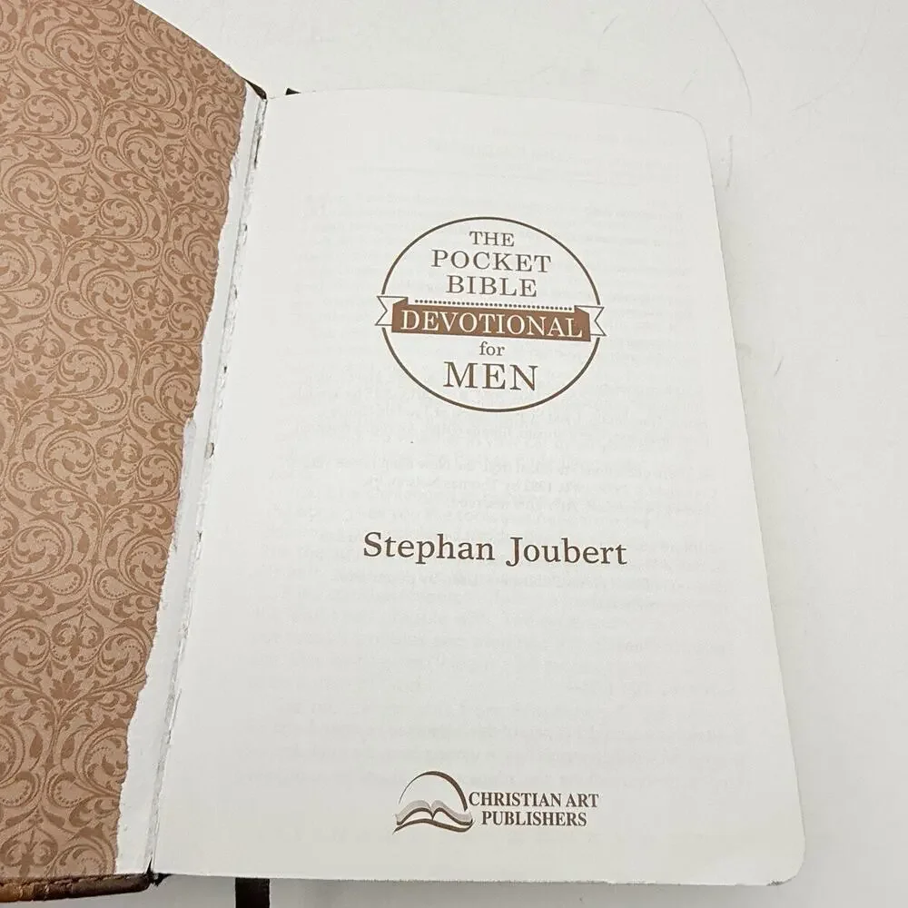 Pocket Bible Devotional for Men Imitation Leather First edition 2017